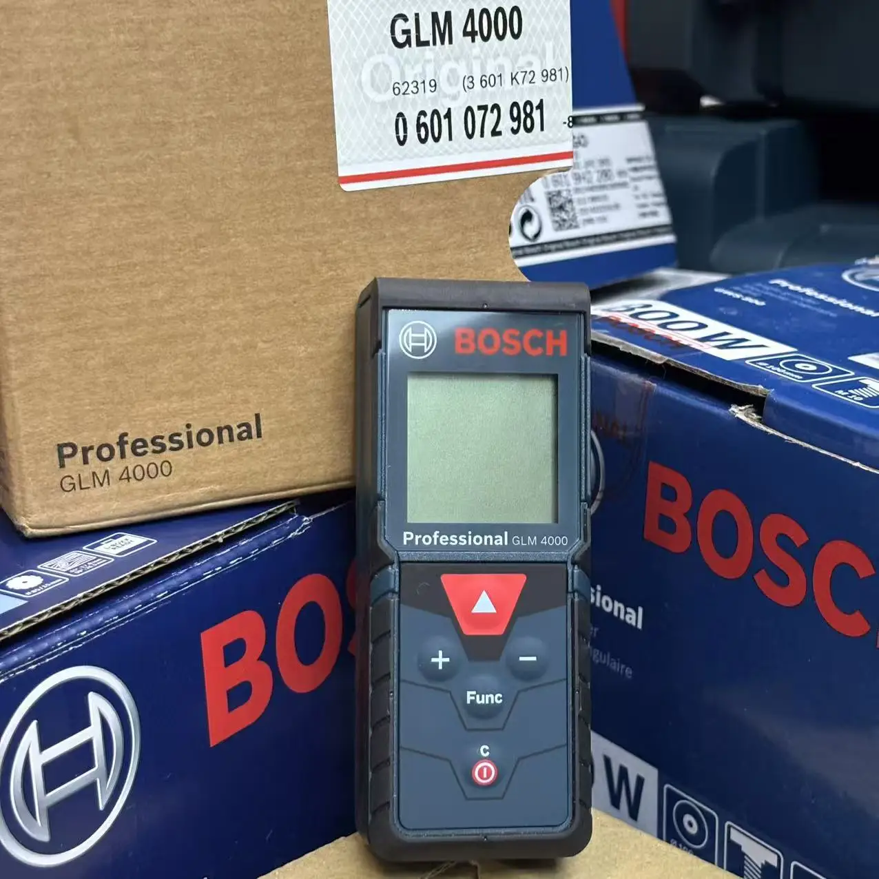 BOSCH GLM 4000 Laser Range Fin - Tape Measure 评论和价格